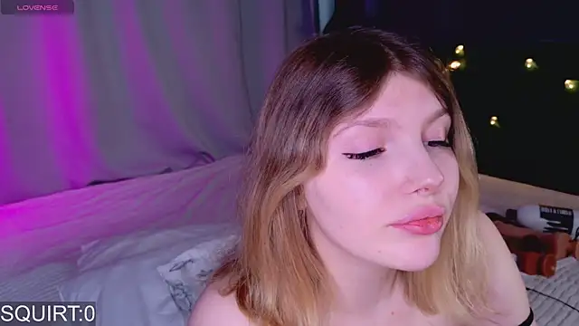  aleksa  online show from April 19, 2026, 6:56 am