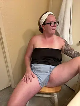 Lizzyloo online show from December 19, 2024, 10:45 am