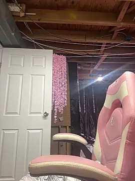 Farrah Owens online show from March 5, 2025, 6:34 pm