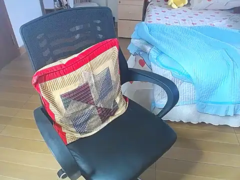 Makemypussysquirt-tsunami online show from September 29, 2025, 6:51 am