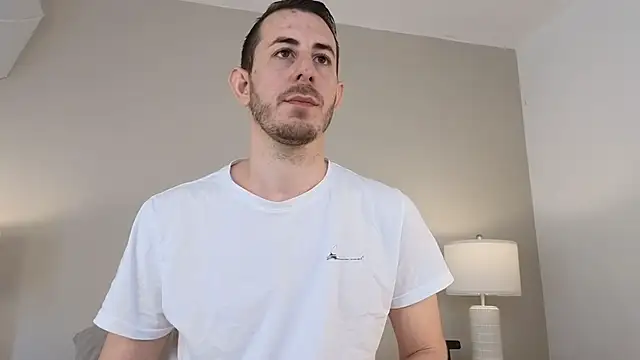 Snapshot of fun_kooples chatting on February 14, 2025, 2:54 pm fun kooples online show from February 14, 2025, 2:54 pm