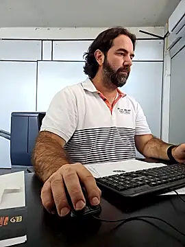 MysterBearMG online show from January 15, 2026, 1:05 pm