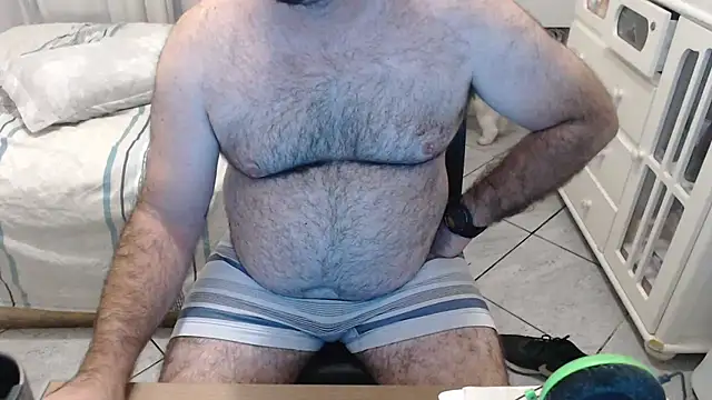 MysterBearMG online show from February 23, 2026, 10:40 pm