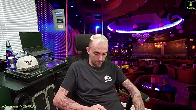 kuruptxxx live online show from January 15, 2025, 9:20 pm