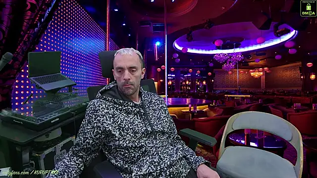 kuruptxxx live online show from February 2, 2025, 6:42 pm