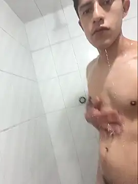 KevinCrz online show from October 23, 2025, 6:13 am