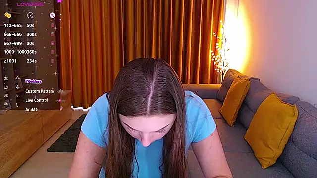  Mia Adams online show from March 17, 2025, 9:55 am