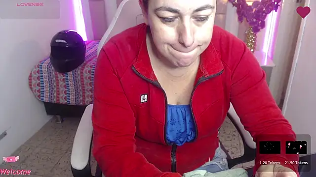 Barbiegomez online show from December 13, 2024, 10:51 am