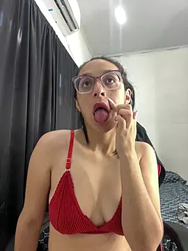 Snapshot of Ninnfa chatting on January 9, 2025, 3:12 pm Ninnfa online show from January 9, 2025, 3:12 pm