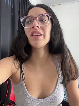 Snapshot of Ninnfa chatting on March 17, 2025, 2:01 pm Ninnfa online show from March 17, 2025, 2:01 pm