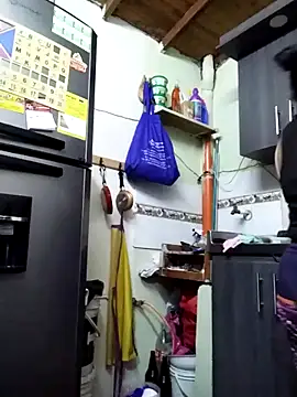 Monseratte21 online show from February 5, 2025, 11:28 pm