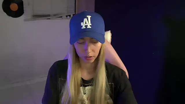 Saucy Jenn online show from July 25, 2026, 3:48 am