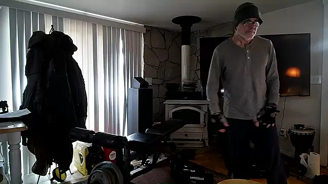 MoonDancer online show from February 7, 2025, 6:24 pm