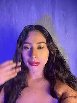 Valentinne z online show from February 3, 2026, 6:40 am