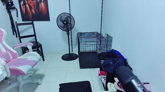 Hannah-grace online show from January 23, 2025, 1:02 pm