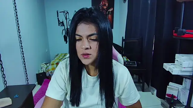 Hannah-grace online show from February 5, 2025, 2:05 pm