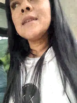 Hannah-grace online show from March 4, 2025, 1:17 pm