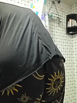 Hannah-grace online show from November 22, 2025, 10:25 am