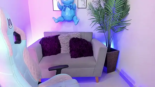 Kyomi chang online show from March 4, 2025, 12:44 pm