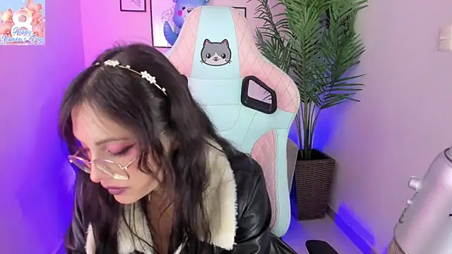 Kyomi chang online show from March 10, 2025, 4:35 pm