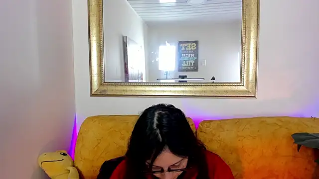 Kyomi chang online show from April 20, 2026, 12:52 pm