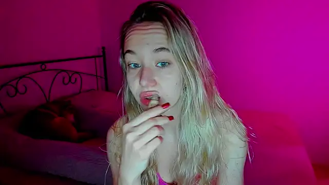 SexyCocobutt online show from January 9, 2025, 7:52 am