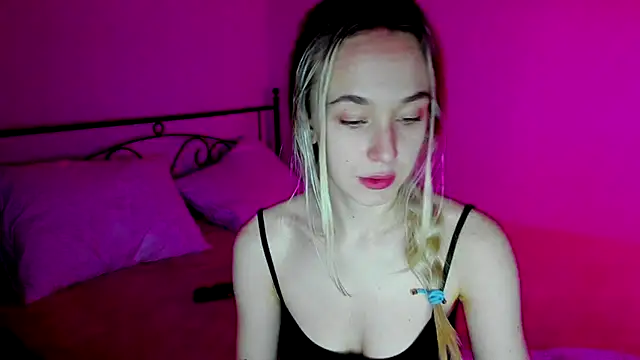 SexyCocobutt online show from February 22, 2025, 12:40 pm