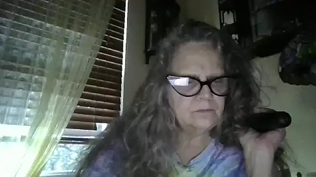 Snapshot of DestineeLoverGirl chatting on November 18, 2025, 12:31 pm DestineeLoverGirl online show from November 18, 2025, 12:31 pm