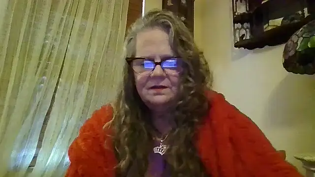 Snapshot of DestineeLoverGirl chatting on December 2, 2025, 3:18 pm DestineeLoverGirl online show from December 2, 2025, 3:18 pm