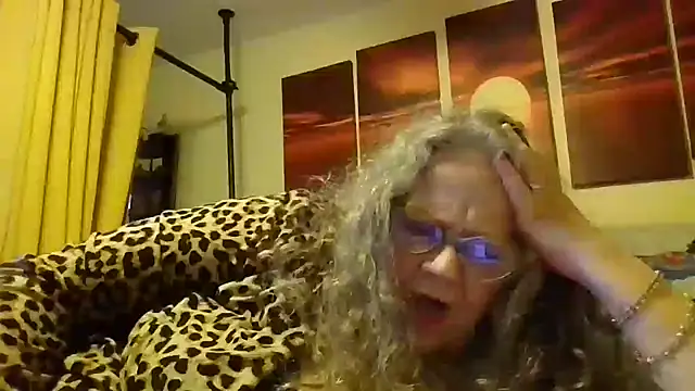 DestineeLoverGirl online show from June 16, 2026, 1:36 pm