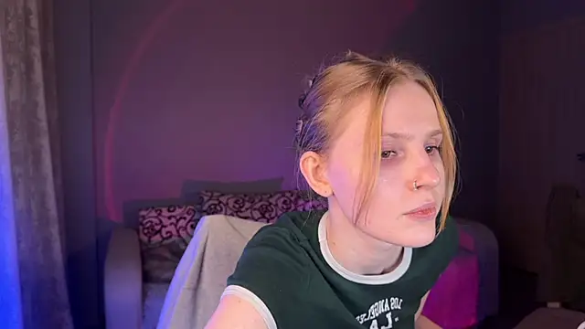 Chanel Gill online show from September 14, 2025, 3:44 pm