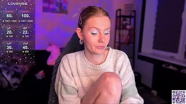 Chanel Gill online show from November 13, 2025, 11:25 pm