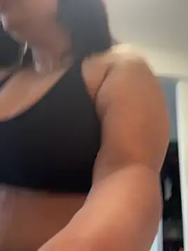 MeghanXO online show from October 3, 2025, 2:36 pm