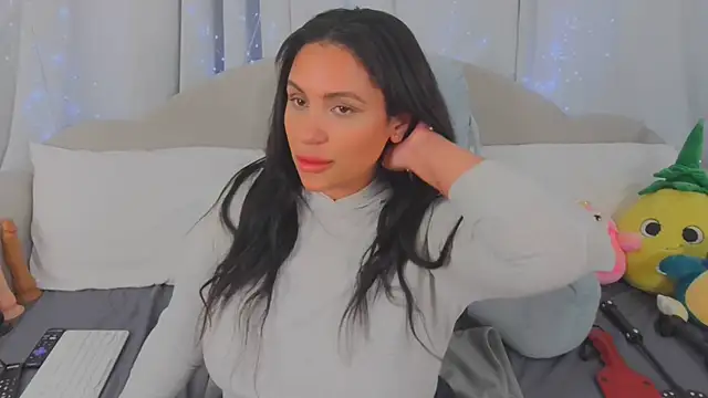 Snapshot of MeghanXO chatting on May 15, 2026, 1:45 am MeghanXO online show from May 15, 2026, 1:45 am