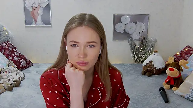 Veronika Mitchel online show from January 14, 2025, 8:59 pm