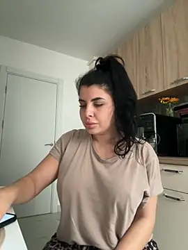 Scarlett-Dream online show from November 12, 2025, 7:53 am