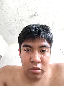 Snapshot of maximuslp chatting on April 27, 2026, 7:23 pm maximuslp online show from April 27, 2026, 7:23 pm