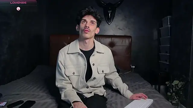 Snapshot of DanielCrush1 chatting on February 23, 2026, 8:17 pm DanielCrush1 online show from February 23, 2026, 8:17 pm