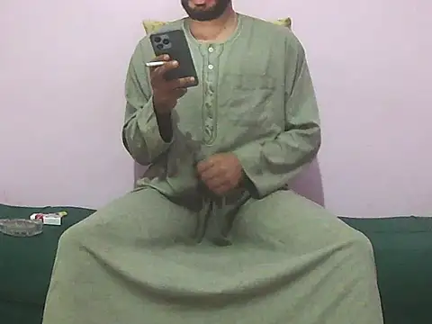 foxsanSs online show from November 4, 2025, 11:37 pm