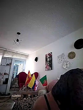 Myrnasexxx online show from September 8, 2025, 2:27 pm