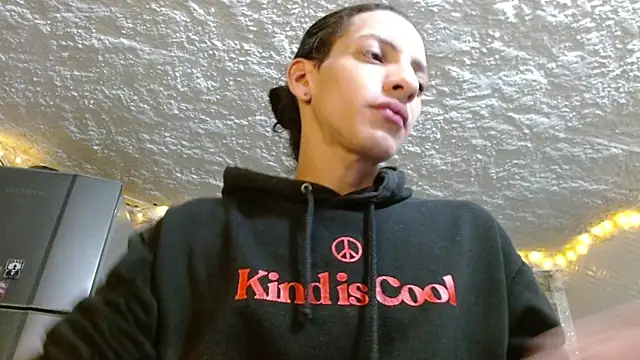 omar alurba online show from April 14, 2026, 11:33 pm