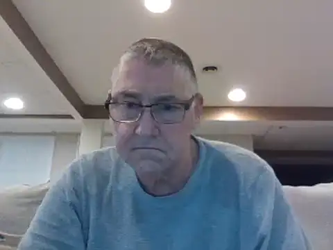 Snapshot of takeitall101 chatting on February 16, 2025, 8:11 pm takeitall101 online show from February 16, 2025, 8:11 pm