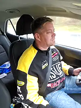 Trucker Hunter online show from December 3, 2024, 12:27 pm