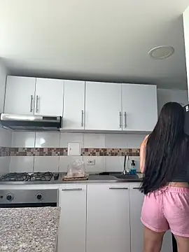 elbustamante online show from April 4, 2026, 6:05 pm