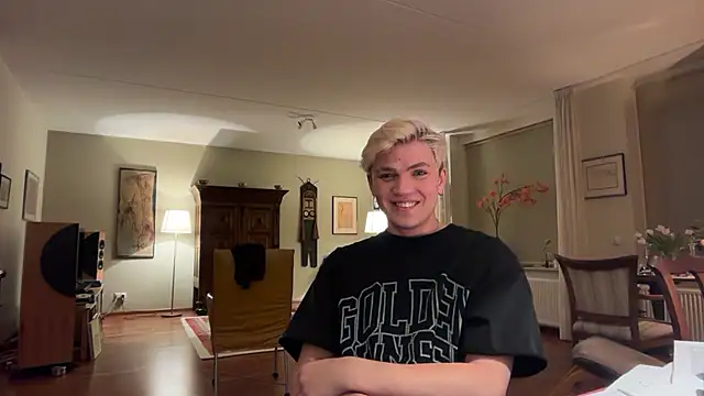 Snapshot of Justin_Horn chatting on March 16, 2026, 1:11 am Justin Horn online show from March 16, 2026, 1:11 am