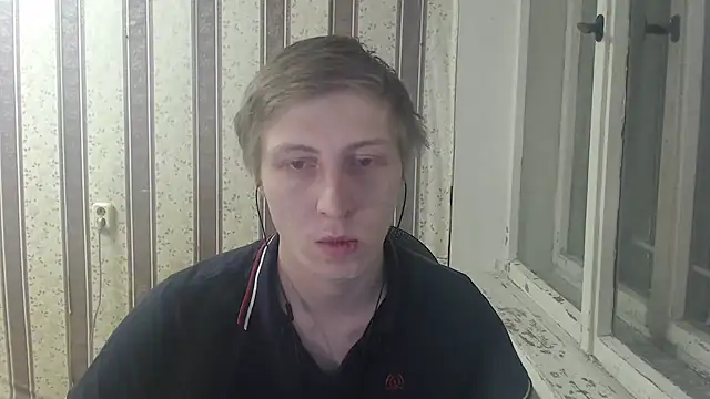 Snapshot of darienlarge chatting on February 11, 2025, 7:38 pm darienlarge online show from February 11, 2025, 7:38 pm