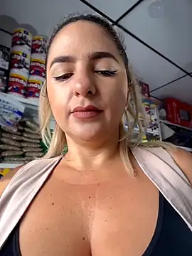 Snapshot of sammyqueenx21 chatting on February 9, 2026, 1:37 pm sammyqueenx21 online show from February 9, 2026, 1:37 pm