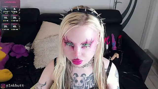 Snapshot of HelenGoat chatting on February 1, 2025, 10:13 pm HelenGoat online show from February 1, 2025, 10:13 pm