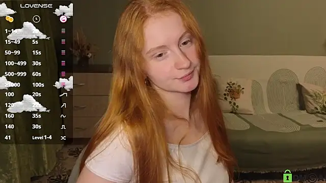 astoria ross  online show from October 20, 2025, 3:12 pm