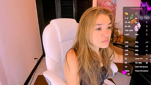 Salomesweet69 online show from March 19, 2025, 2:46 pm